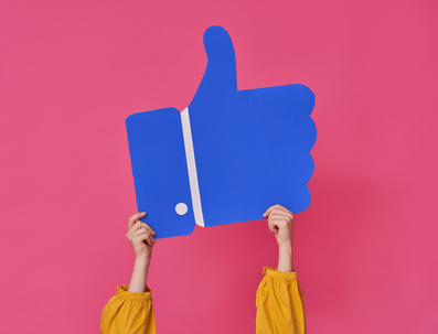 Facebook-Gruppen: AGB, Widerrufsbelehrung und Datenschutzerklärung rechtssicher darstellen (Update)