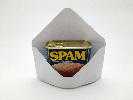 E-Mail-Signatur: Wann Werbung im Footer unzulässiger Spam ist