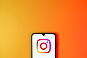 LG Itzehoe: Schleichwerbung durch Instagram-Posts verboten