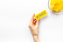 Gewinnspiel veranstalten &ndash; was Sie rechtlich beachten m&uuml;ssen!