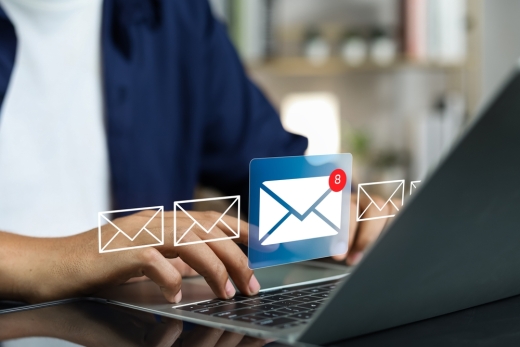 LG Berlin: Best&auml;tigungsmail ohne werblichen Inhalt soll Spam darstellen!