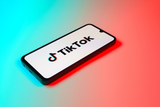 TikTok: Impressum und Datenschutzerklärung rechtssicher einbinden