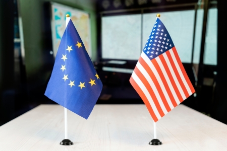 Seitenhosting über US-Dienstleister: Standardvertragsklauseln genügen nicht
