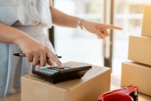 C_Production/Shutterstock.com Rechte des Händlers bei Kombination aus Widerruf und Mängelrüge